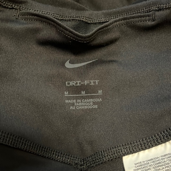 🆕 Nike tight dry fit PERFECT CONDITION BRAND NEW - Picture 2 of 5